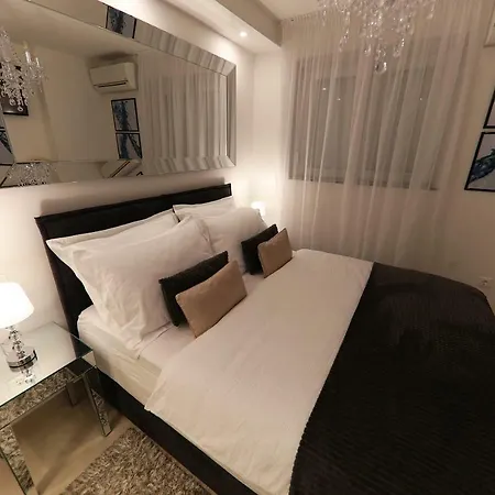 Kiko Luxury Living 4*