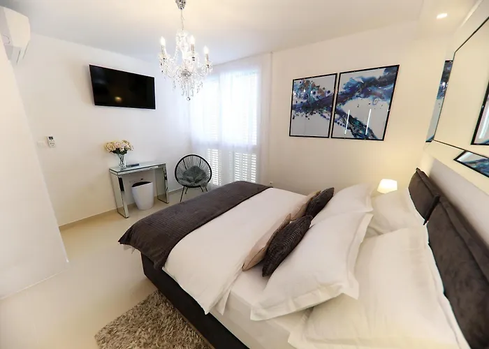 Kiko Luxury Living Ζαντάρ