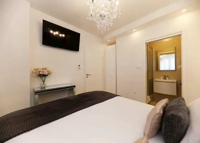 Kiko Luxury Living Penzion 4*