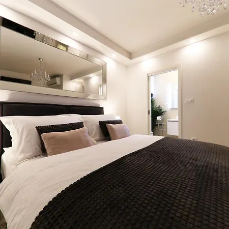 Casa de hóspedes Kiko Luxury