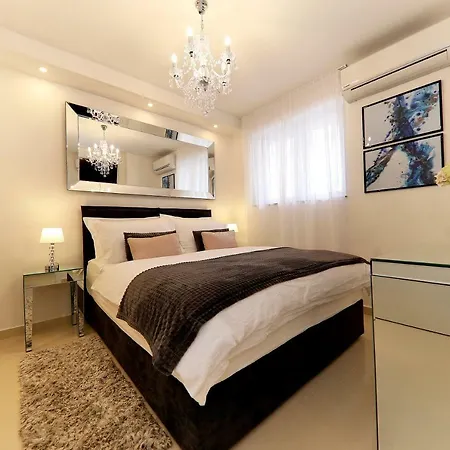 Πανσιόν Kiko Luxury Ζαντάρ